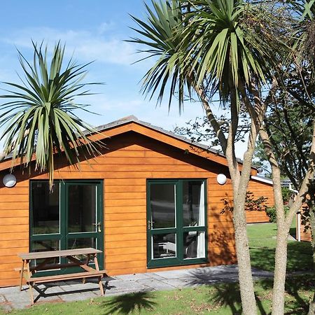 Atlantic Bays Holiday Park Saint Ervan Exterior photo