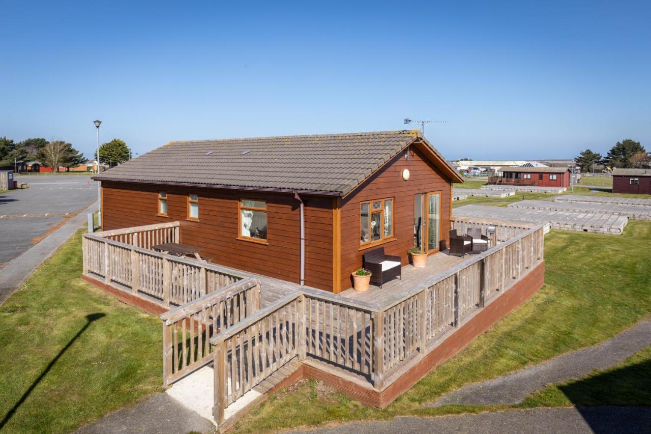 Atlantic Bays Holiday Park Saint Ervan Exterior photo