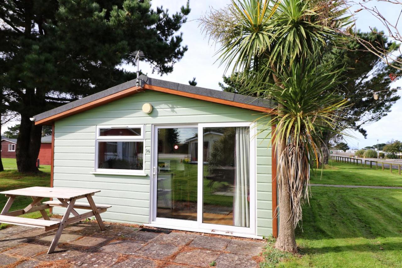 Atlantic Bays Holiday Park Saint Ervan Exterior photo